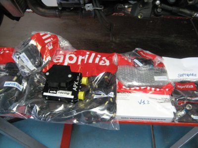 Inhalt Paket 30 01 12.jpg
