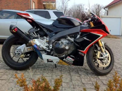 RSV4.jpg