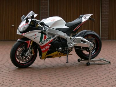 Aprilia 04.jpg