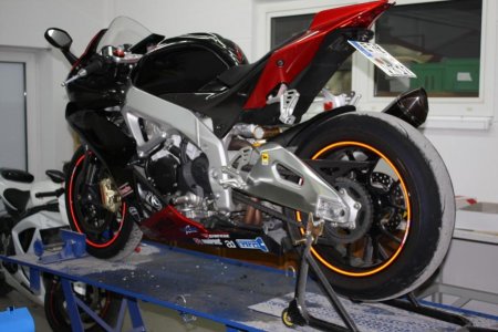 Links Beklebt hinten.jpg