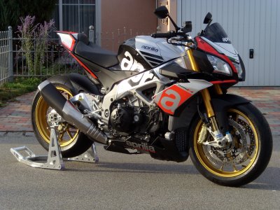 SI851301.JPG SI851301.JPG