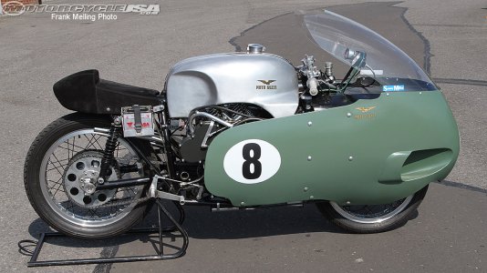 Moto-Guzzi-V8---Underneath-that-huge-dustbin-fairing-the-V8-is-tiny-for-a-500.jpg
