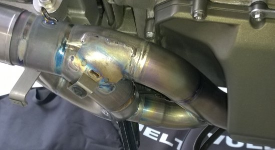 Akra Evo 2.jpg