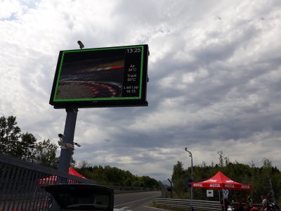 Es war heiß auf der Nordschleife.jpg