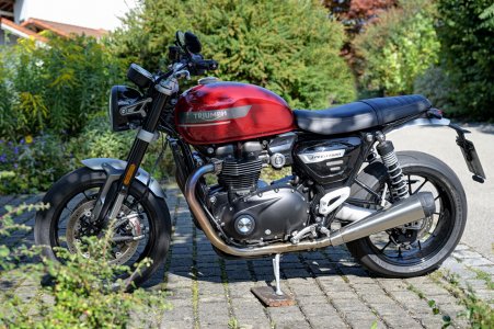 Triumph-Speed-Twin.jpg