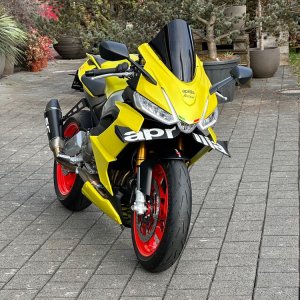 aprilia-rs660-gp-winglets.jpg