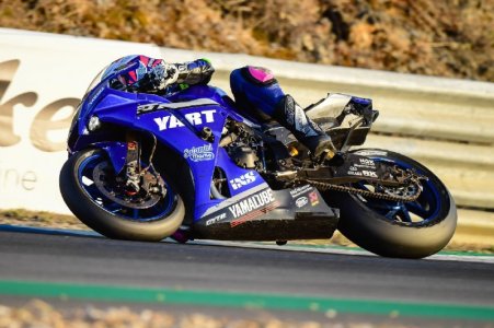 yart-yamaha-wsbk-gaststart-in-most-mit-der-r1-aus-der-langstrecken-wm-21080303.jpg