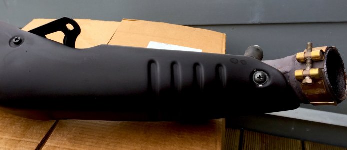 Auspuff black 4.jpg