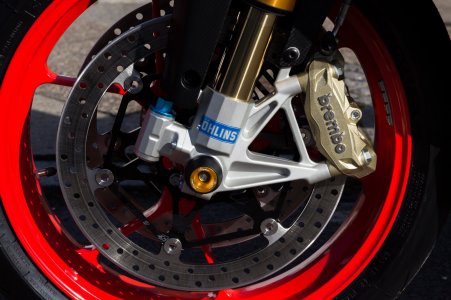 Aprilia Tuono Factory_IMG_4444.jpg