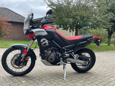 Manus Tuareg 660 Martian Red.jpg