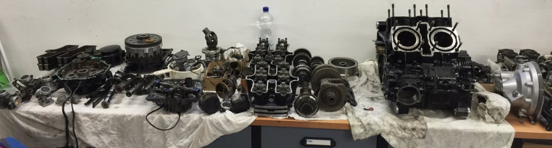 Vmax Motor Zerlegt dez.2014.jpg