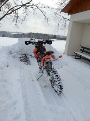 KTM Schnee_1.jpg