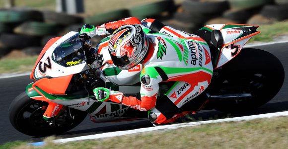 max-biaggi-sbk-world-champion.jpg