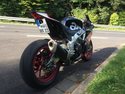 Aprilia RSV 4.jpg