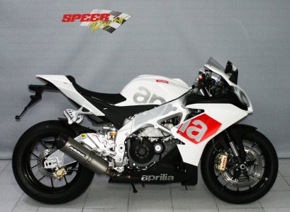rsv4_weiss _rot.jpg