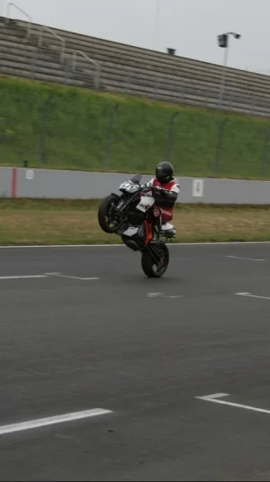 Screenshot_20240807-152640_Chrome.webp Screenshot_20240807-152640_Chrome.webp