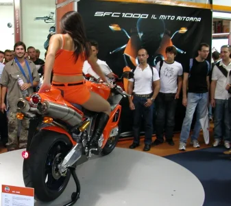 laverda-sfc-1000-eicma-2003-3.webp