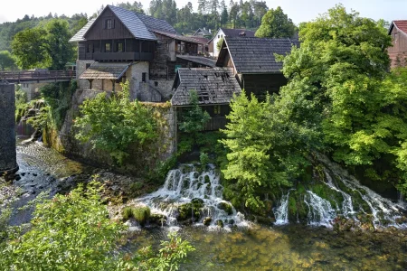 Motorradtouren-Montenegro-001.webp