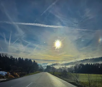 20251130_094130.webp 20251130_094130.webp