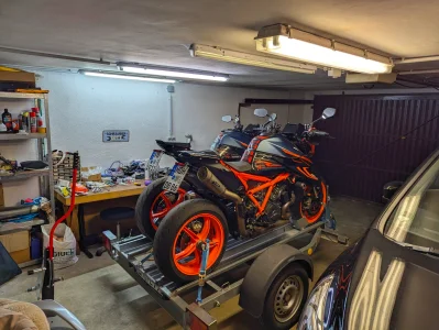 PXL_20251015_210548277.webp PXL_20251015_210548277.webp