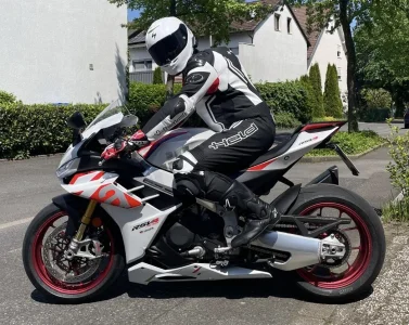 f247e456-1ebd-4c87-8a00-6160d3b2ebf1.webp f247e456-1ebd-4c87-8a00-6160d3b2ebf1.webp