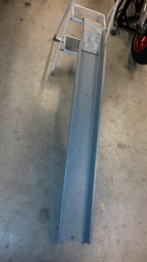 Auffahrschiene (1).jpg Auffahrschiene (1).jpg