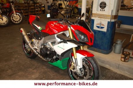 Tricolore Rosso.jpg