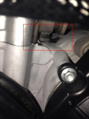 ölverlust-hinten-rechts.jpg ölverlust-hinten-rechts.jpg