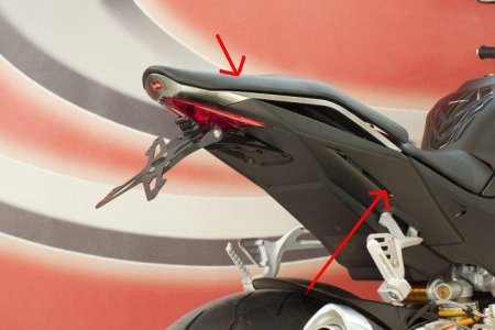 Evotech-Kennzeichenhalter-Aprilia-Tuono-V4-2011-ESTR1005T.jpg