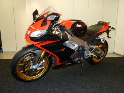 RSV 4 Factory aprc sale 067.jpg