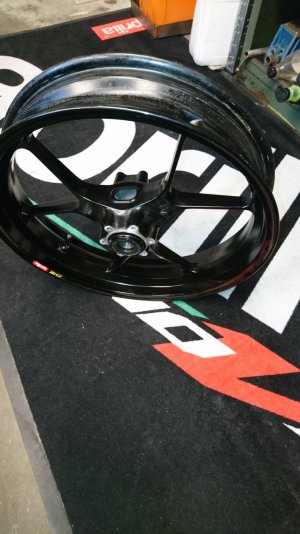 VR 2.jpg