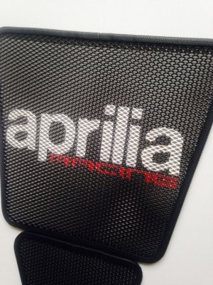 aprilia_3_2_2.jpg