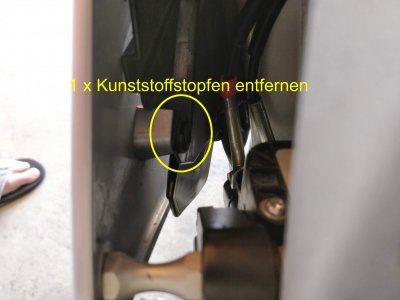 10_IMG_20180702_Seitenverkleidung_links_Stopfen.jpg