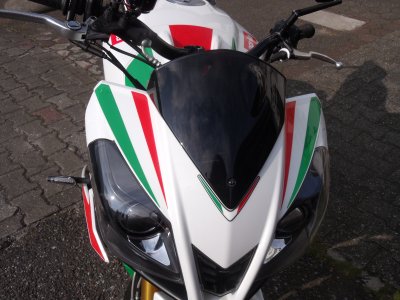 Harrys Tricolore 003.JPG Harrys Tricolore 003.JPG