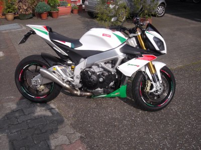 Harrys Tricolore 005.JPG Harrys Tricolore 005.JPG