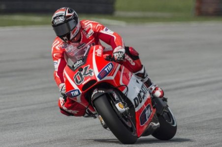 andrea-dovizioso-ducati-2013-33.jpg