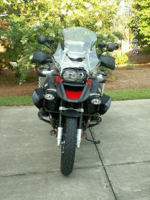 BMW R1200GS Adventure, Front View.jpg BMW R1200GS Adventure, Front View.jpg