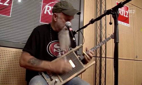 csm_rockt_mit_einer_saite_802315ca03.jpg