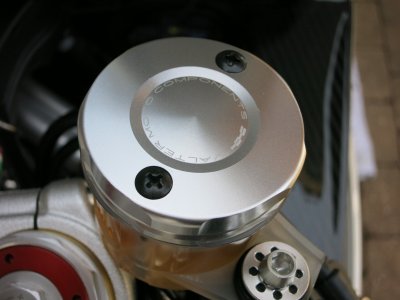 Deckel Bremsflüssigkeitsbehälter.JPG
