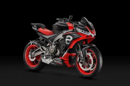 aprilia_005.jpg