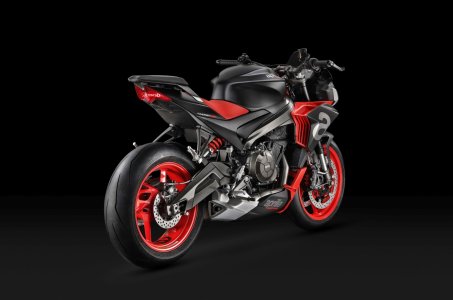 aprilia_006.jpg