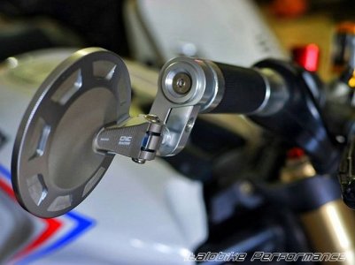 CNC Racing Spiegel lenkerende montiert.jpg