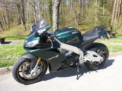 Aprilia RSV2015.jpg