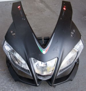 scheinwerfer_maske.jpg scheinwerfer_maske.jpg