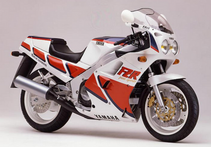 7. Yamaha FZR1000.PNG