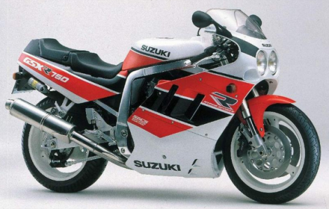 9. Suzuki GSXR750.PNG