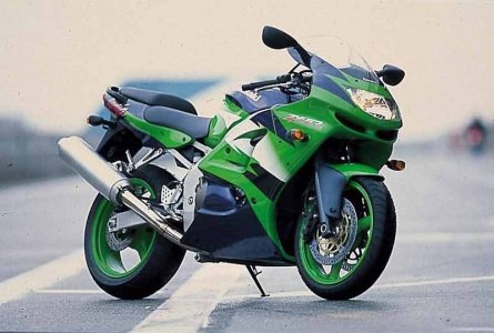 07_Kawasaki ZX 6 R.jpg