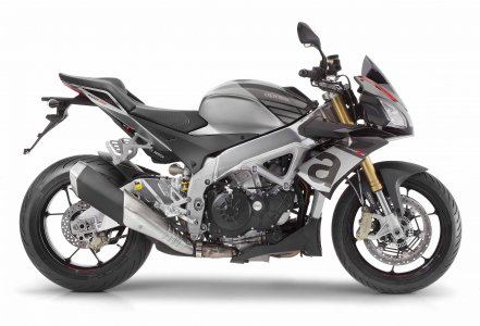 2015-Aprilia-Tuono-V4-1100-01.jpg