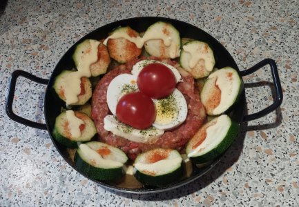 Hackfleisch-Nest-Pfanne-Bild4.jpg