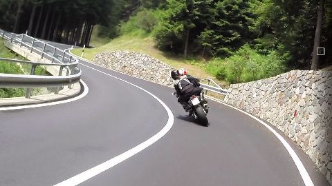 847b7a49bf40498d0c340c739a6d56a3.jpg
